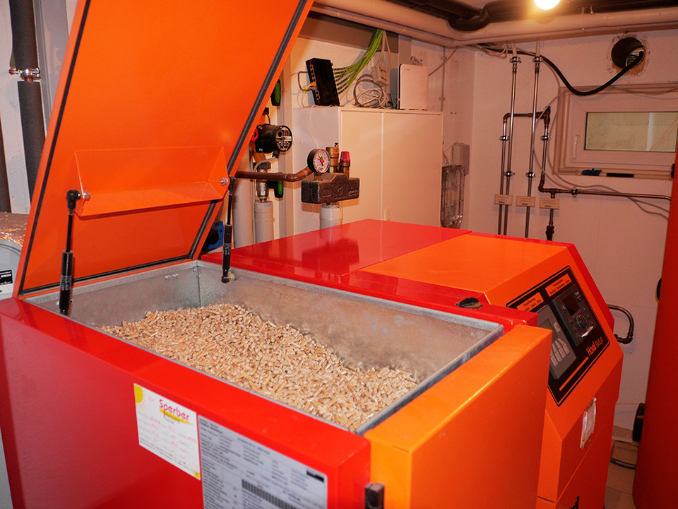 Palletheizung2 bei Thomanek Elektrotechnik GmbH & Co.KG in Merkendorf